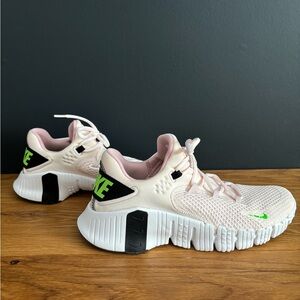 Nike Metcon Women’s blush pink 9.5